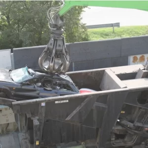 Squalo 1500 Ton Portable Vertical Shear