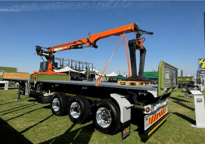 Flat Deck Trailer with Atlas Brick Crane